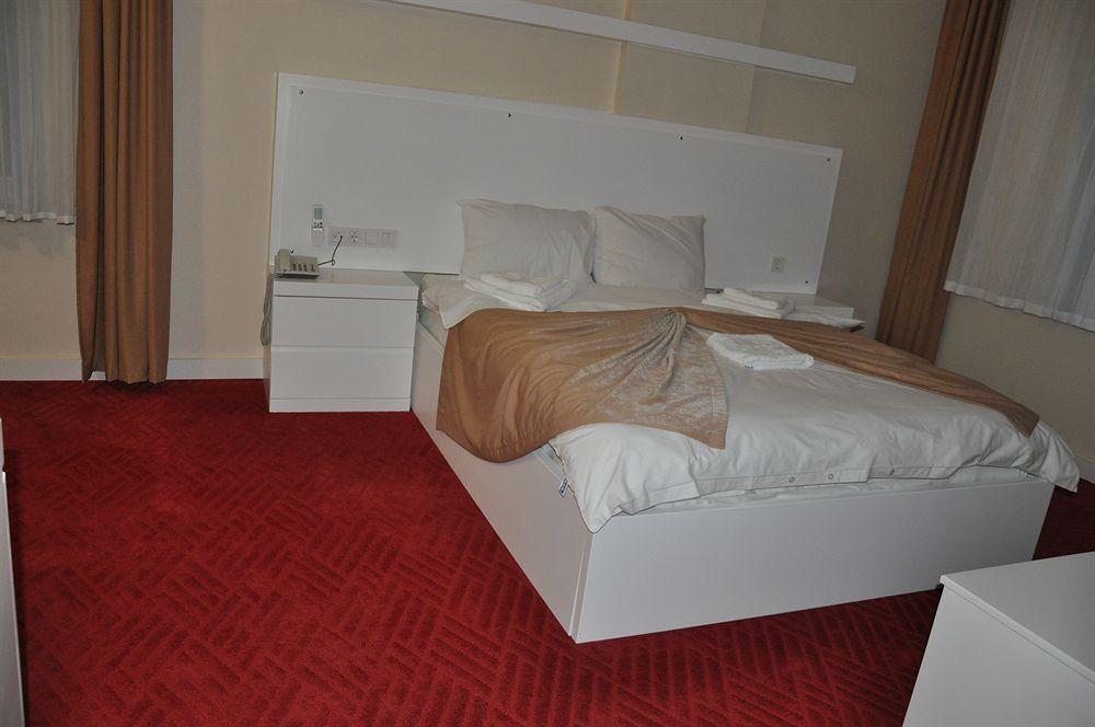 Arsen Hotel Arsin Екстер'єр фото